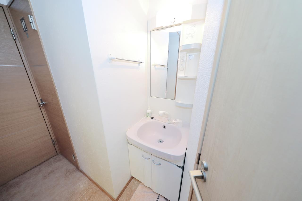 M&W House Hotel Osaka Bagian luar foto
